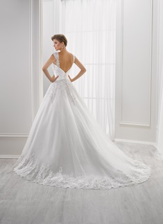 'LEILA Wedding Dress 