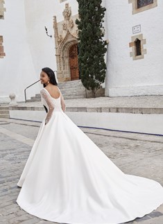 'Vally Wedding Dress 