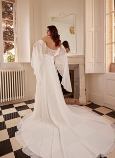 'Garnet Wedding Dress