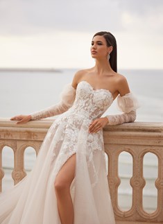 'Yordan Wedding Dress