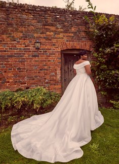 'April Wedding Dress 