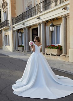 'DOREEN Wedding Dress