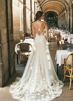 'Sigourney Wedding Dress