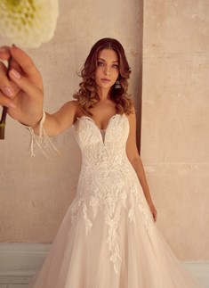 'Karissa Wedding dress
