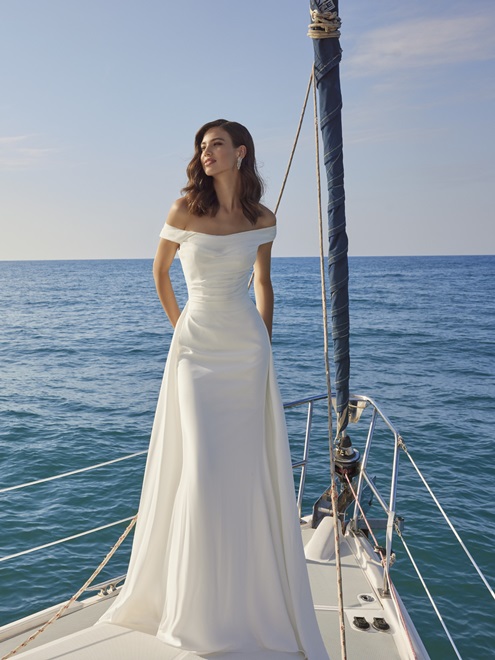 Yelena Wedding Dress
