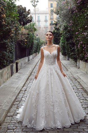 'Stella Wedding Dress 